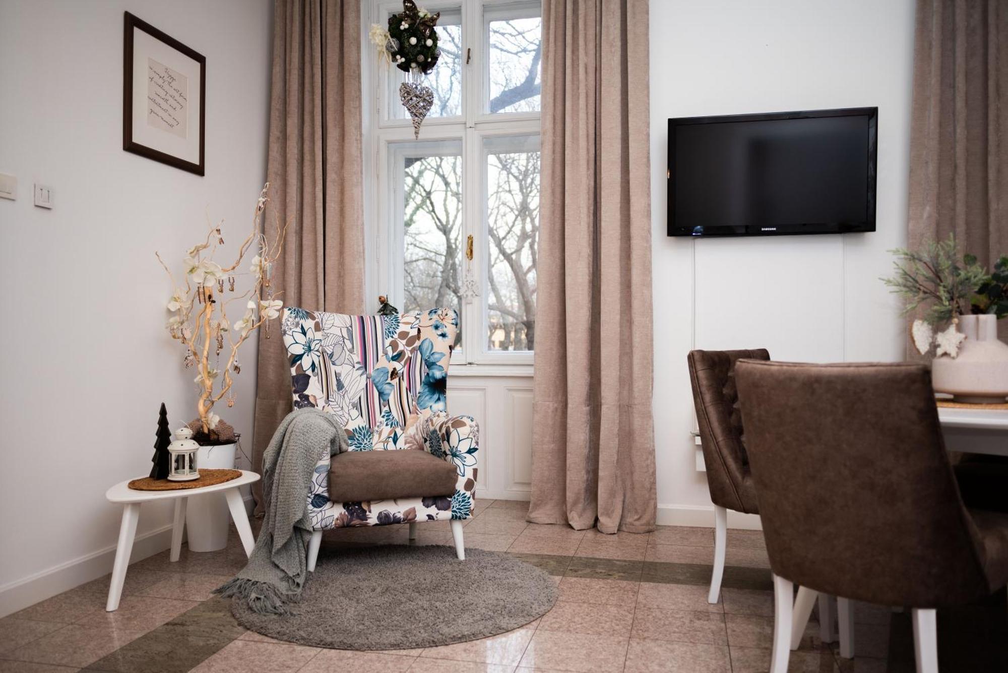 Apartment Hygge Subotica Bagian luar foto